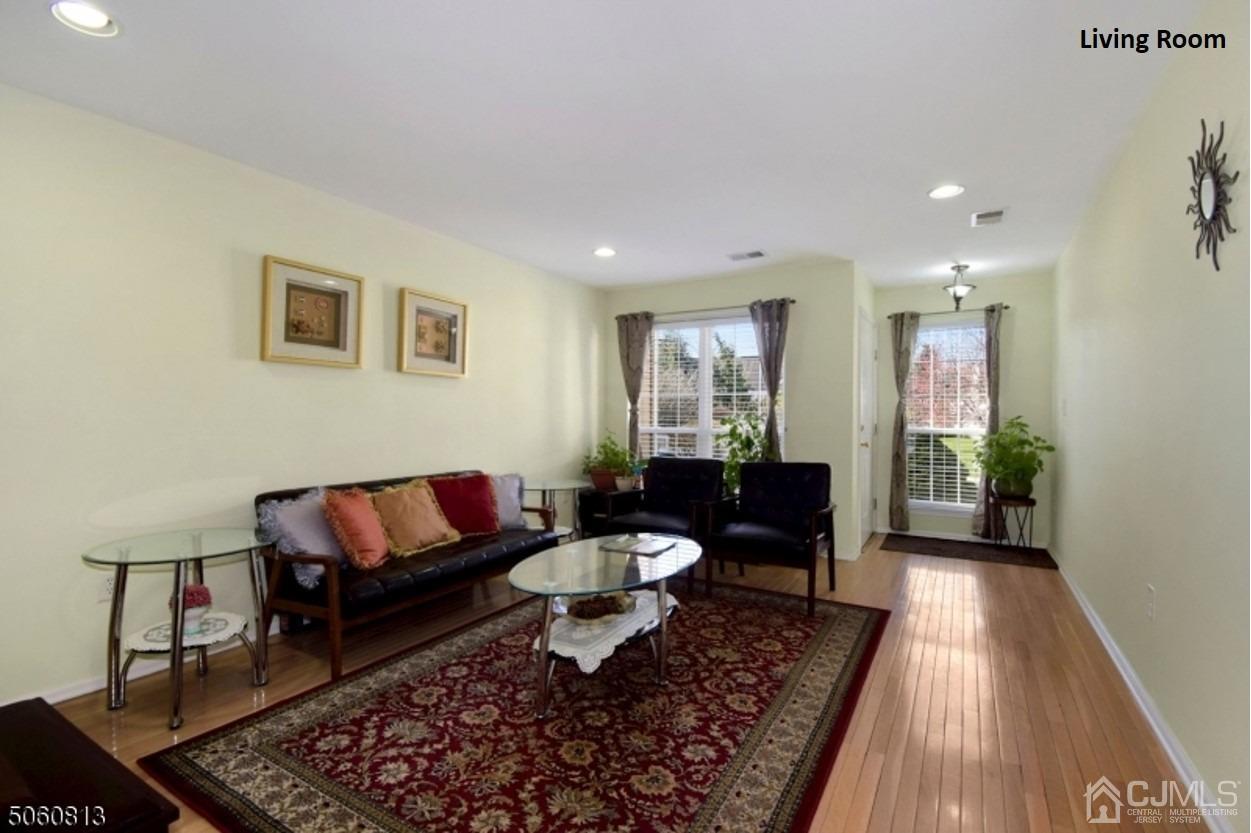 8 Raleigh Court Bernards, NJ 07920 - Photo 3 of 30 Gallery Image 3
