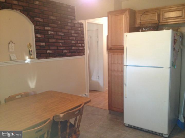 2628 Wood Road Secane, PA 19018 - Photo 5 of 25 Gallery Image 5