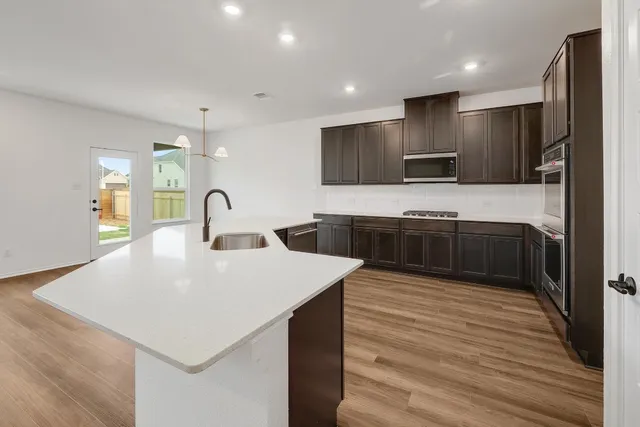 $427,511 | 1536 Garlock Drive, Leander, TX 78641