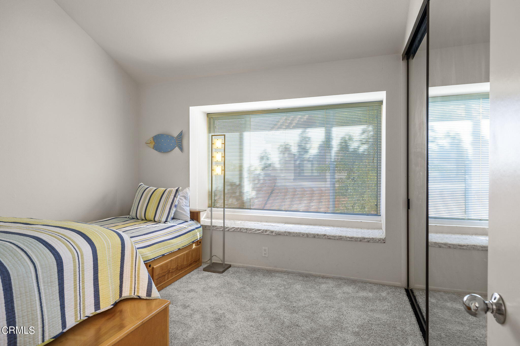 1925 Majorca Drive Oxnard, CA 93035 - Photo 24 of 46 41-web-or-mls-UpmarketMedia_1925Maj (15)