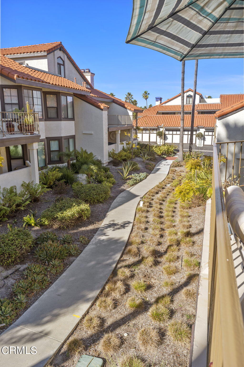 1925 Majorca Drive Oxnard, CA 93035 - Photo 36 of 46 19-web-or-mls-UpmarketMedia_1925Maj (53)