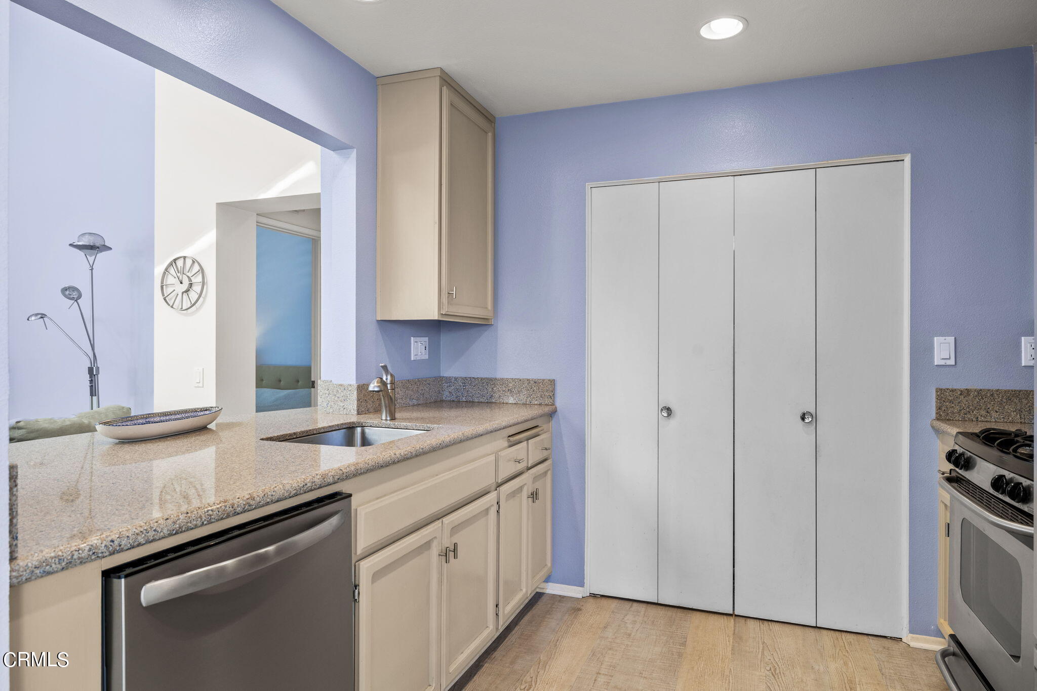 1925 Majorca Drive Oxnard, CA 93035 - Photo 8 of 46 9-web-or-mls-UpmarketMedia_1925Maj (39)