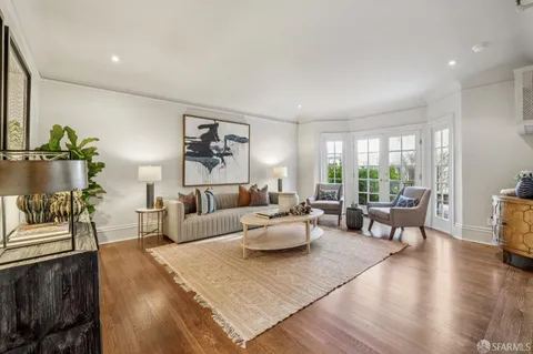 $1,385,000 | 1869 California Street, Unit 1, San Francisco, CA 94109
