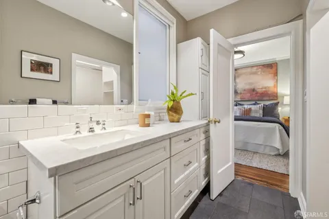 $1,385,000 | 1869 California Street, Unit 1, San Francisco, CA 94109
