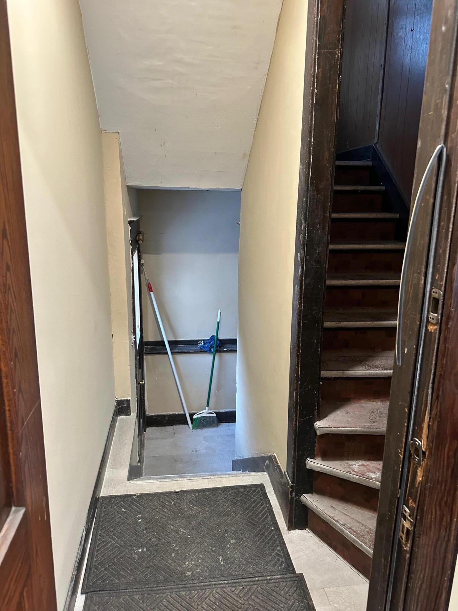 1634 South 10th Street Manitowoc, WI 54220 - Photo 8 of 16 IMG_2358