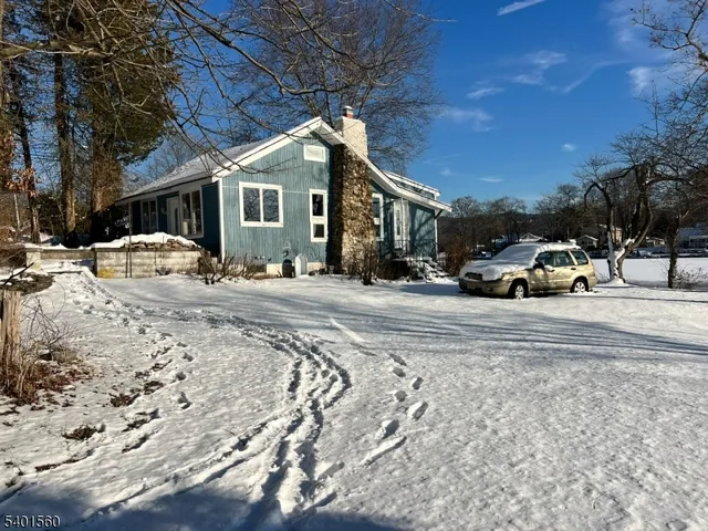 $320,000 | 182 Lackawanna Drive, Stanhope, NJ 07874