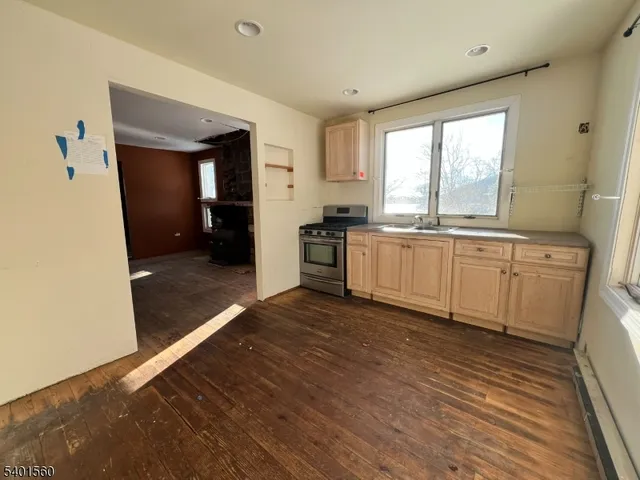 $320,000 | 182 Lackawanna Drive, Stanhope, NJ 07874