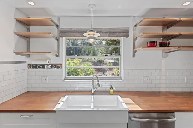 $465,000 | 730 Highway 26, Melrose, FL 32666