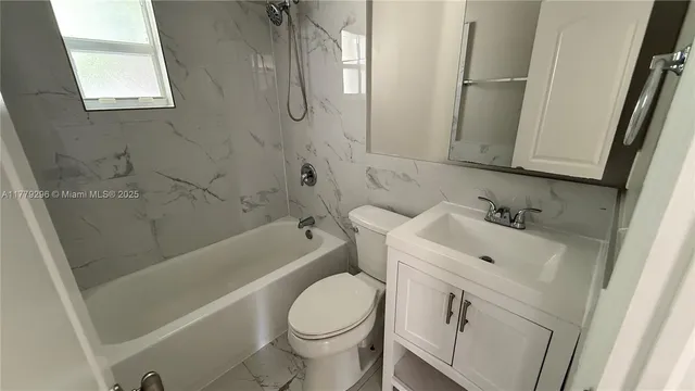 $1,200,000 | 220 Northwest 12th Street, Pompano Beach, FL 33060