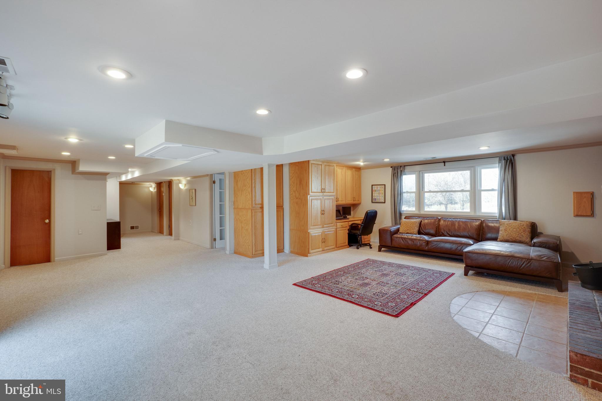 17827 Horsehead Road Brandywine, MD 20613 - Photo 23 of 43 There are so many options for this oversized room