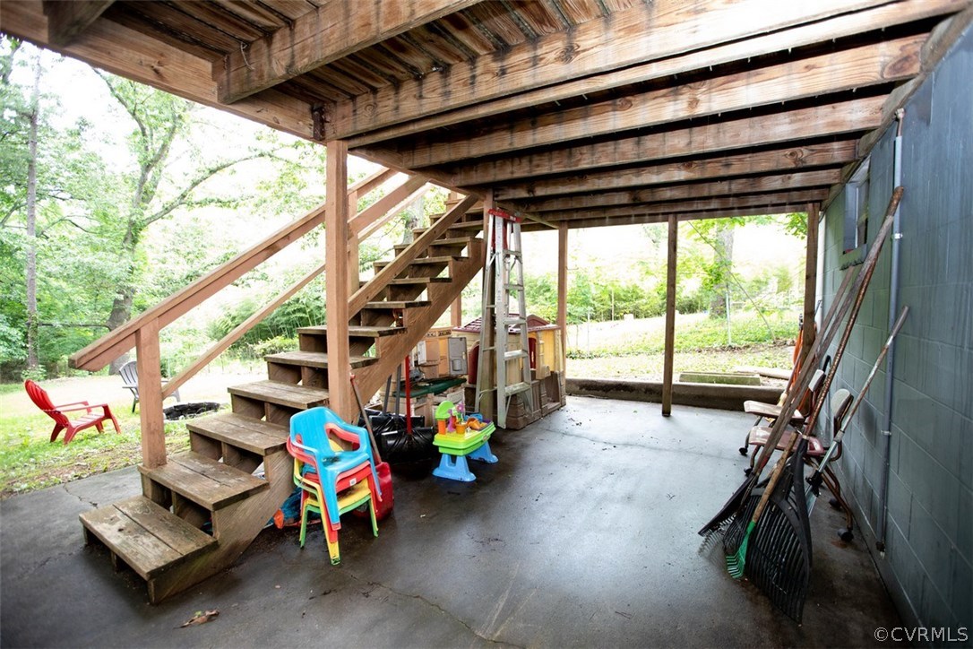 1213 West Osborn Road Farmville, VA 23901 - Photo 30 of 37 a children room with furniture and a window