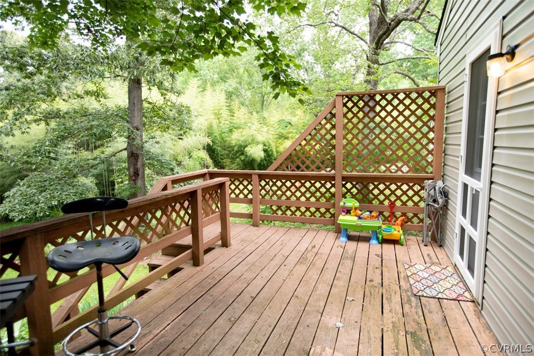1213 West Osborn Road Farmville, VA 23901 - Photo 33 of 37 a view of a chairs on wooden deck