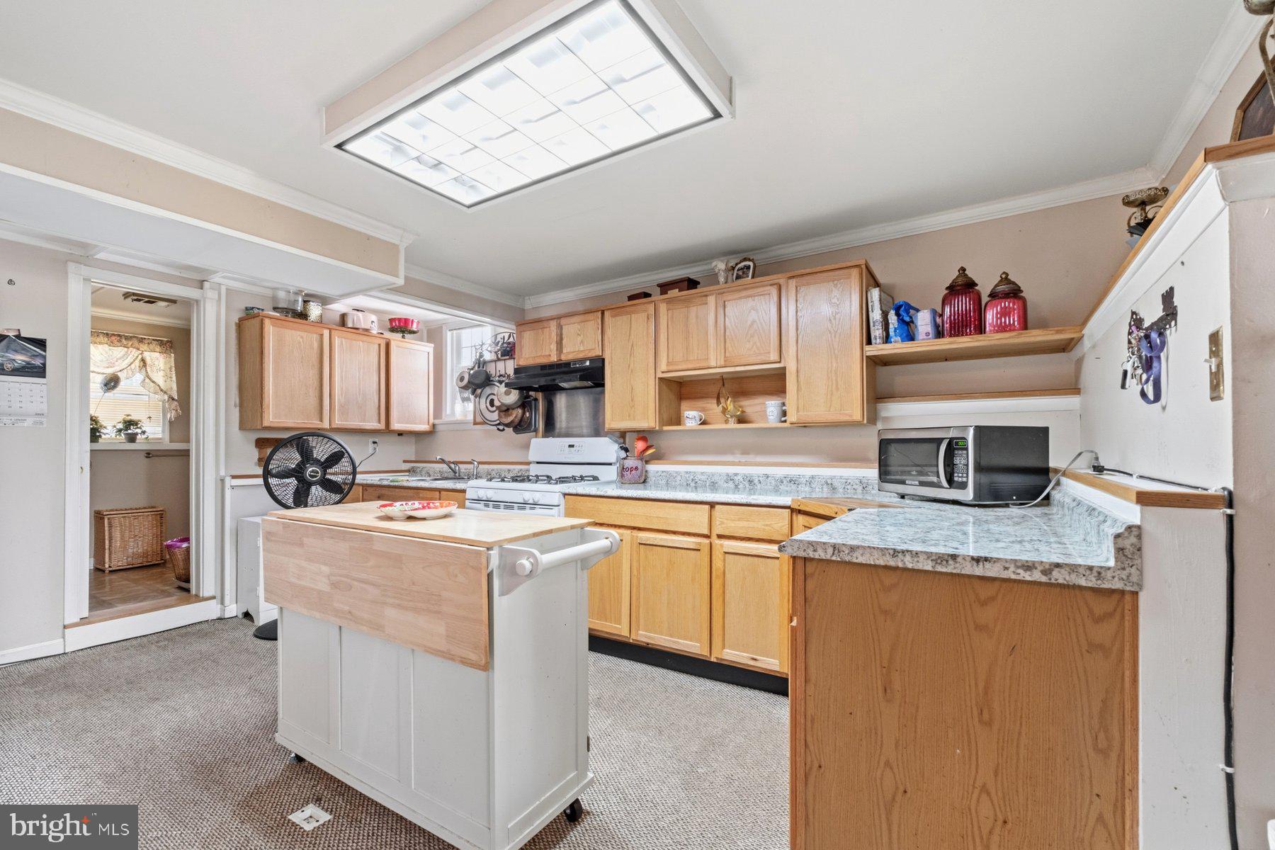 11 Madary Road Severna Park, MD 21146 - Photo 5 of 29