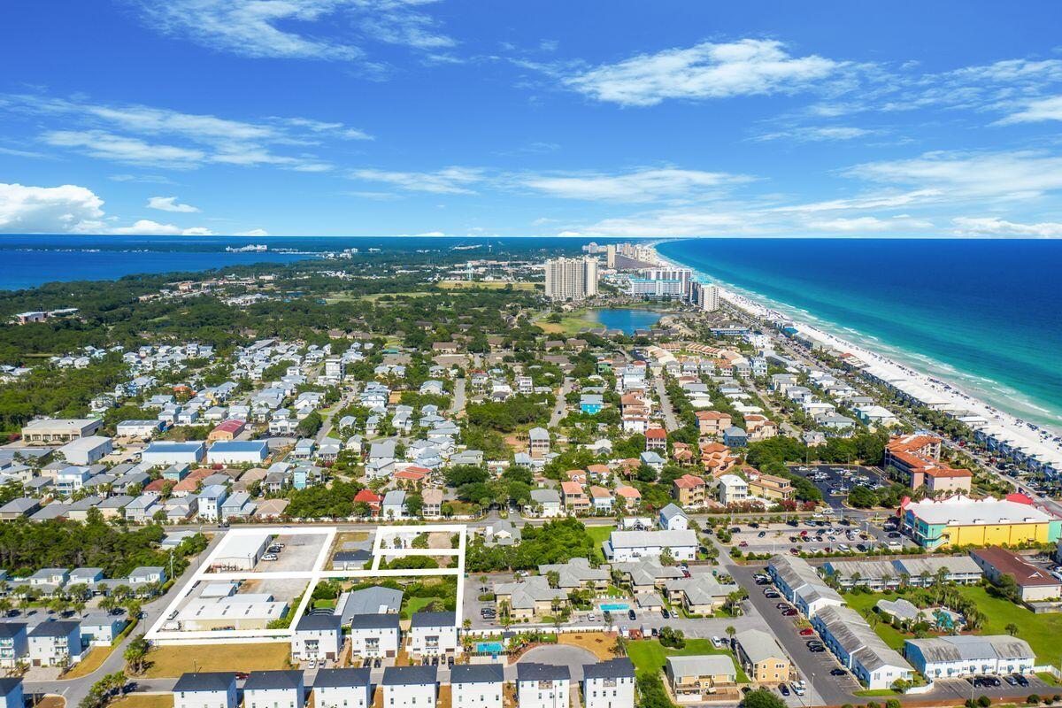 336 South Holiday Road Miramar Beach, FL 32550 - Photo 10 of 10