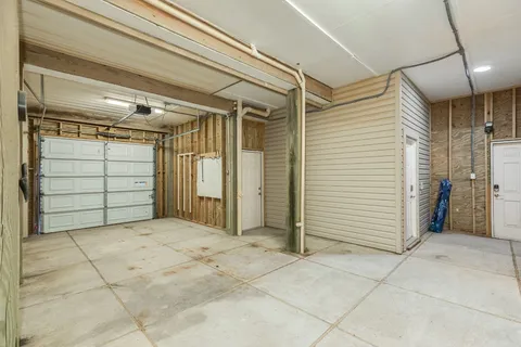 a view of a garage