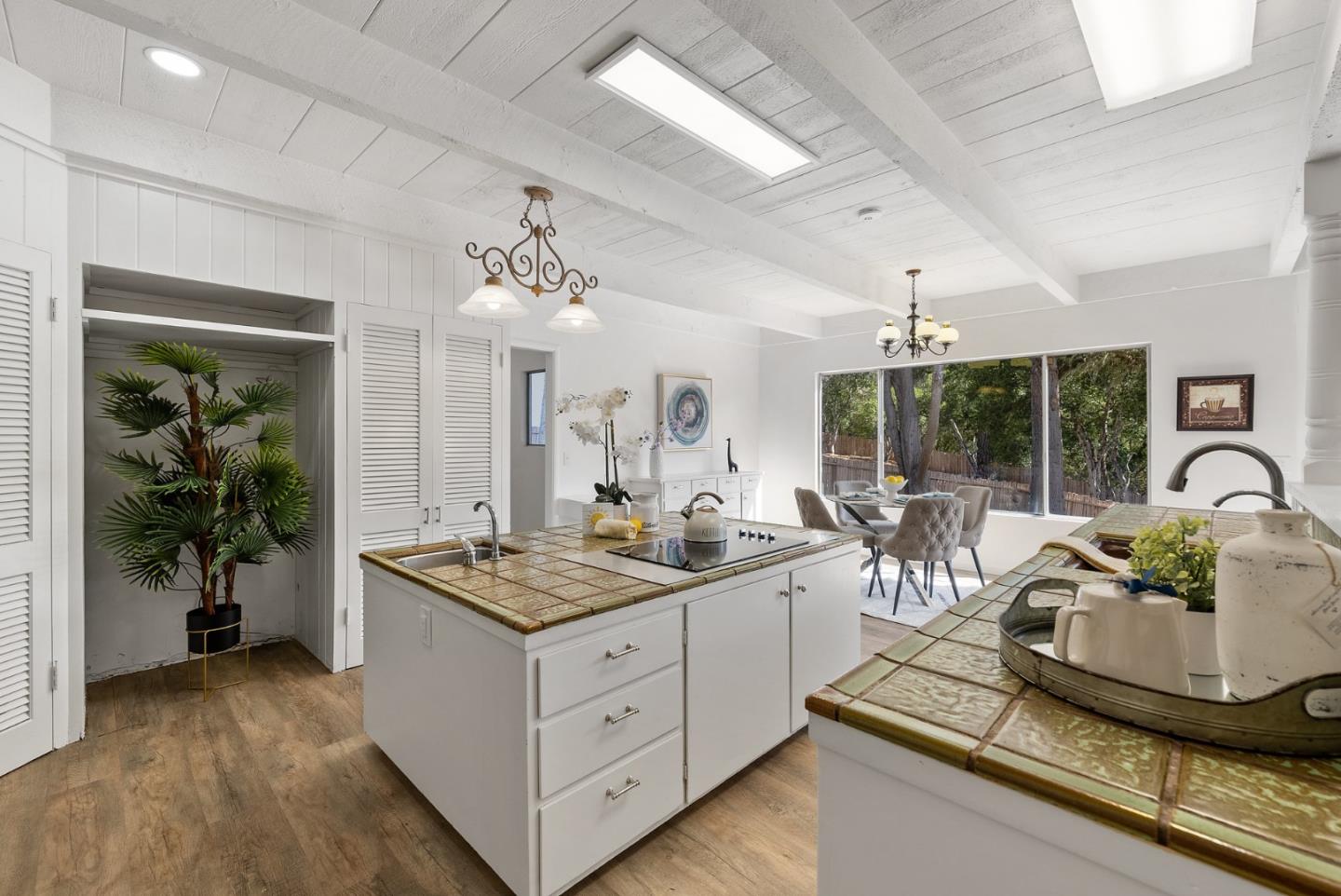 1272 Castro Road Monterey, CA 93940 - Photo 20 of 54