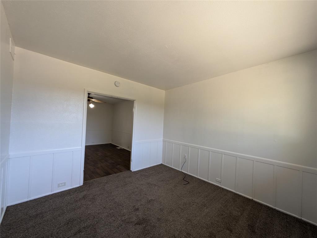 710 Boulevard Boulevard North Dallas, TX 75211 - Photo 11 of 21 a view of an empty room