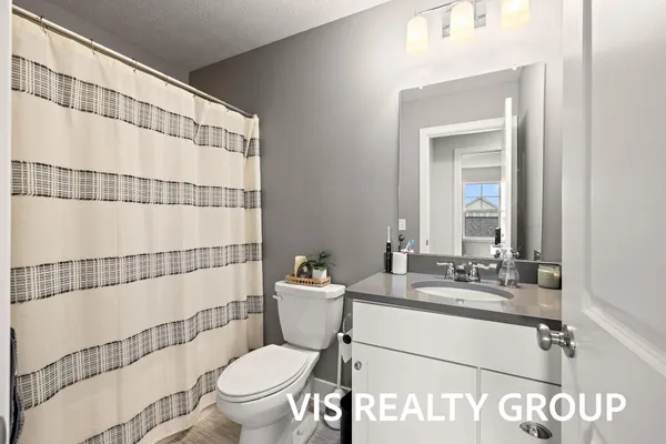 $379,900 | 6622 South Square Lane, Rockford, MI 49341