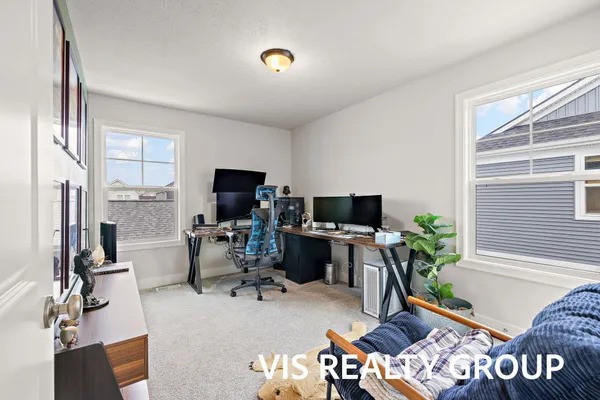 $379,900 | 6622 South Square Lane, Rockford, MI 49341