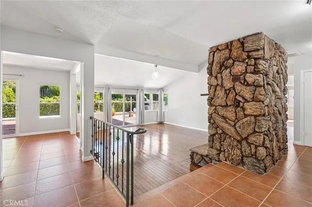 $985,000 | 1030 South Danehurst Avenue, Glendora, CA 91740