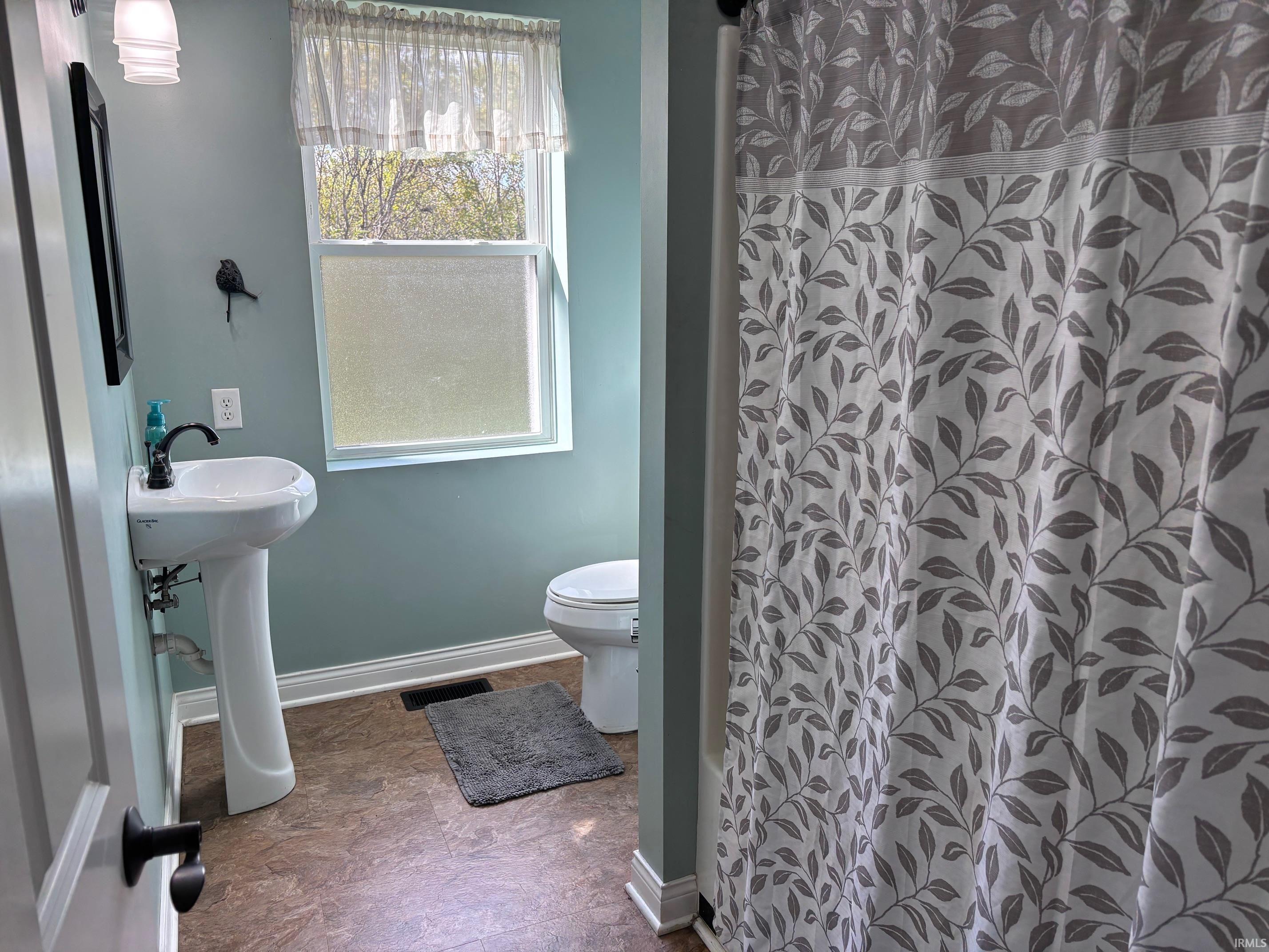 7999 Heim Road Chandler, IN 47610 - Photo 13 of 19