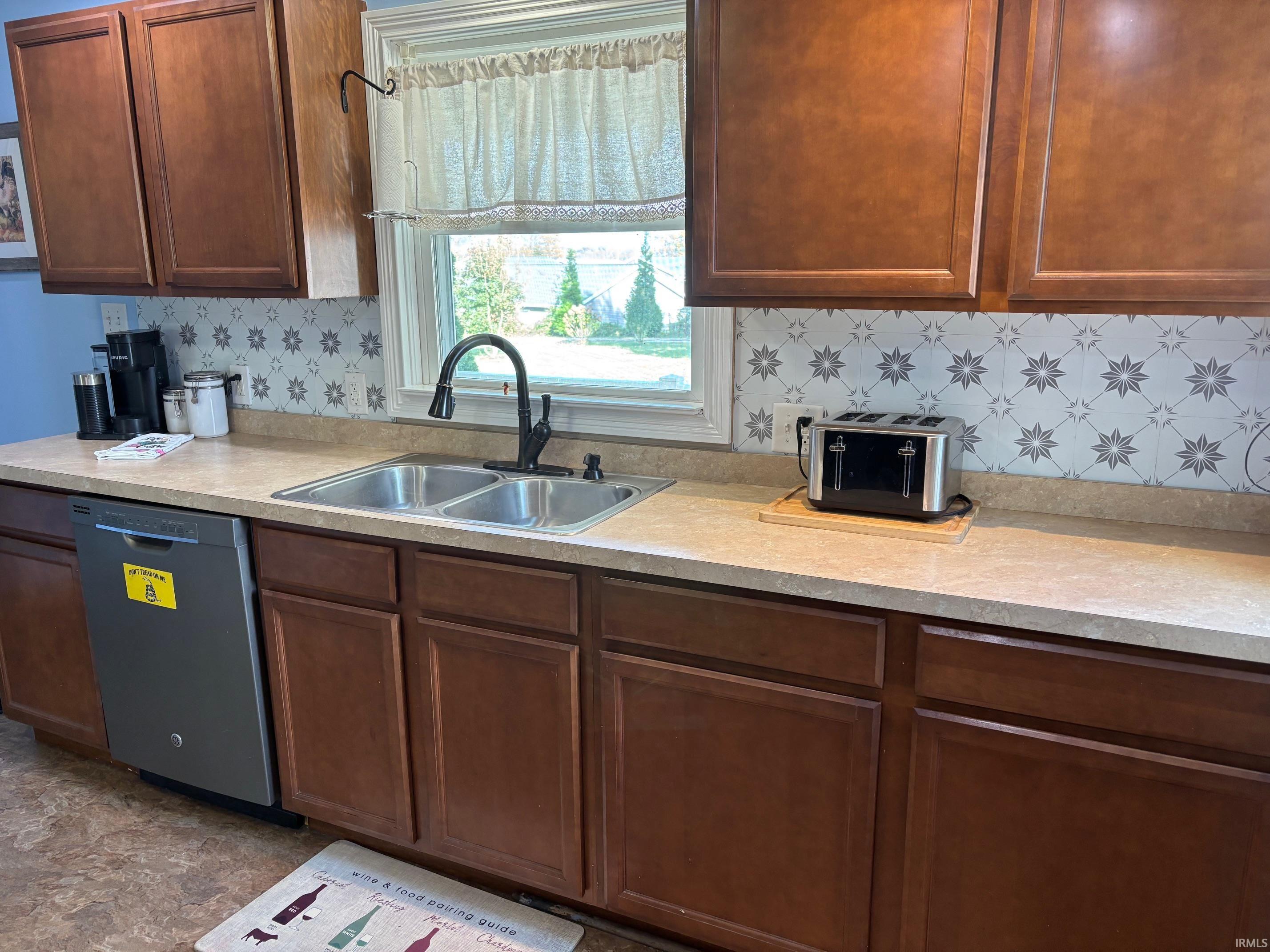 7999 Heim Road Chandler, IN 47610 - Photo 5 of 19