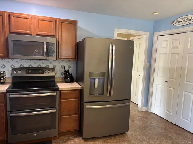 $339,000 | 7999 Heim Road, Chandler, IN 47610