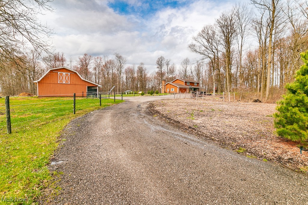 13554 Hale Road Burton, OH 44021 - Photo 41 of 50