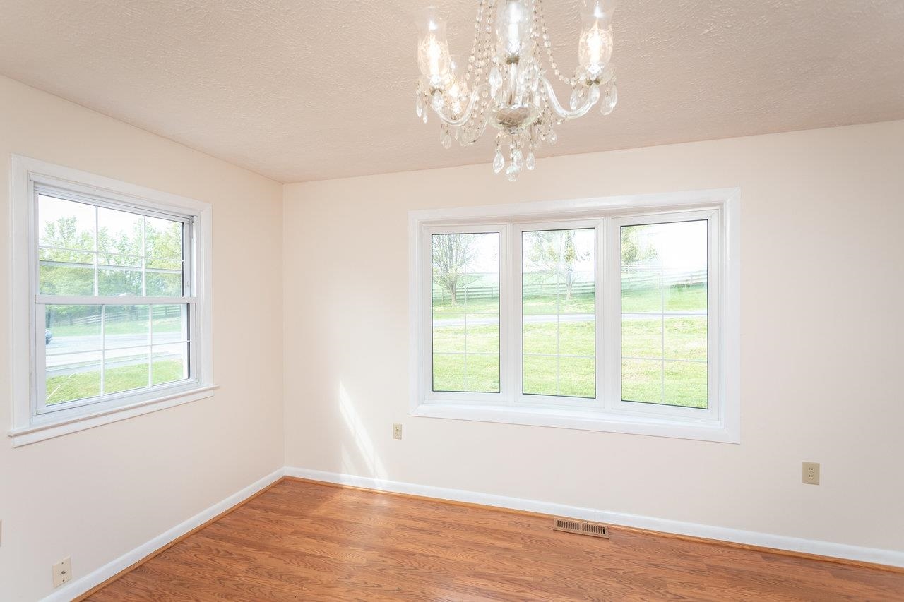 3750 East Point Road Elkton, VA 22827 - Photo 8 of 37 Gallery Image 8
