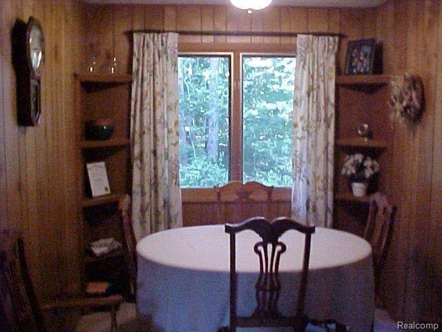 6173 West Beard Road Perry, MI 48872 - Photo 8 of 14 Dining Room