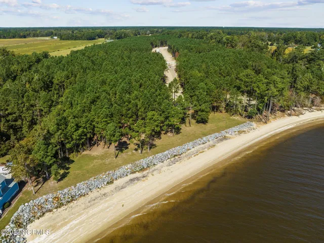 $339,500 | 3 Sandy Bay Drive West, Arapahoe, NC 28510