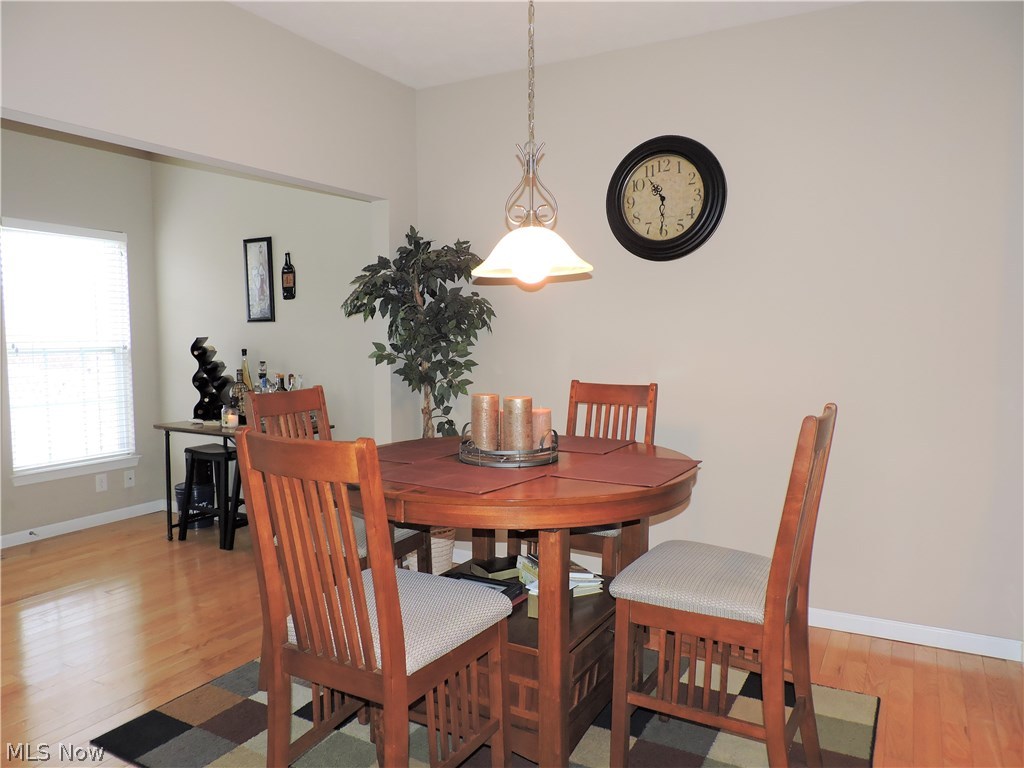 103 Ridgestone Court Berea, OH 44017 - Photo 3 of 18 Gallery Image 3