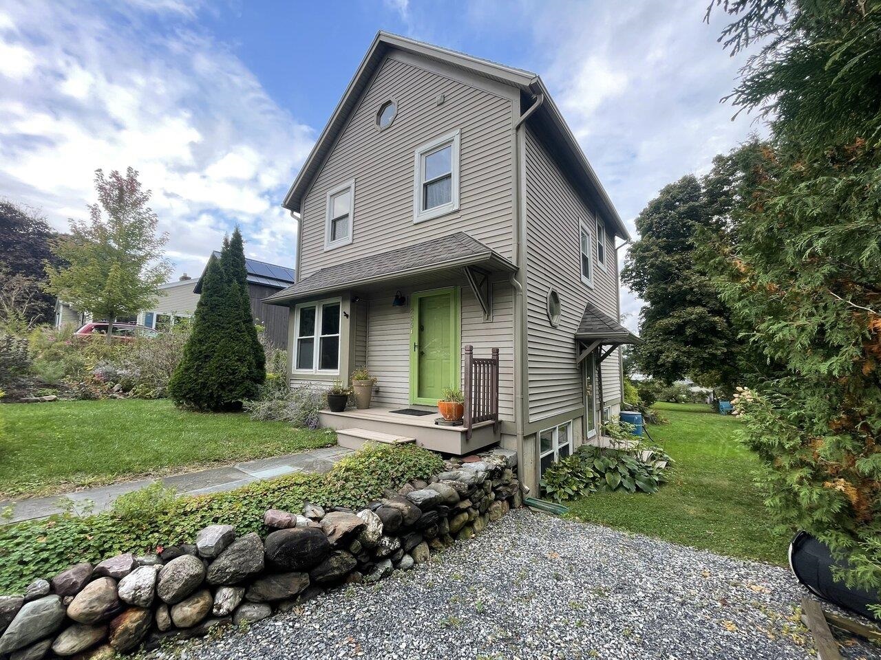259 Marsett Road Shelburne, VT 05482 - Photo 2 of 25 Gallery Image 2