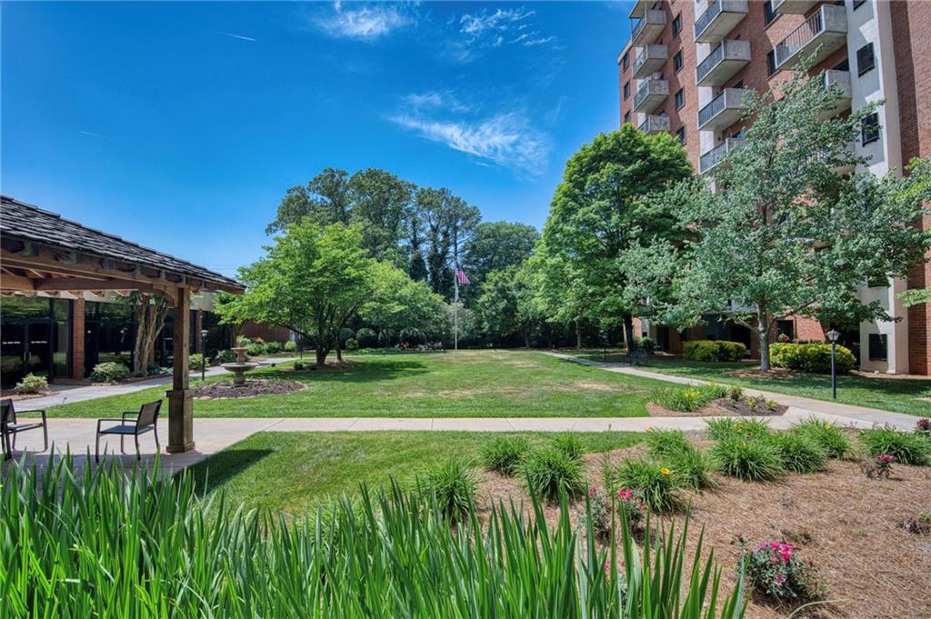 300 Johnson Ferry Road, Unit B1007 Sandy Springs, GA 30328 - Photo 31 of 46