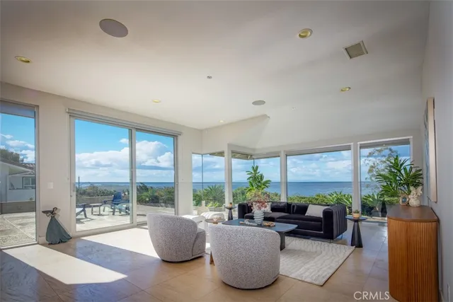 $3,750,000 | 2615 Temple Hills Drive, Laguna Beach, CA 92651
