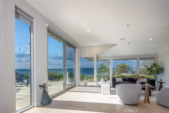 $3,750,000 | 2615 Temple Hills Drive, Laguna Beach, CA 92651