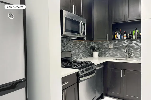 $409,000 | 153 East 57th Street, Unit 11L | Midtown East