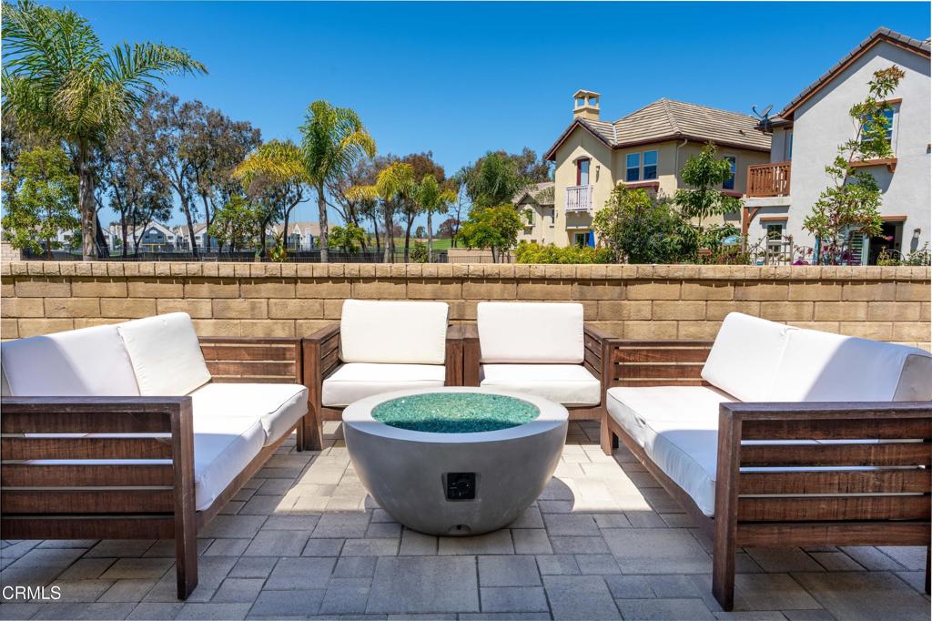 2353 Nicklaus Street Oxnard, CA 93036 - Photo 34 of 41