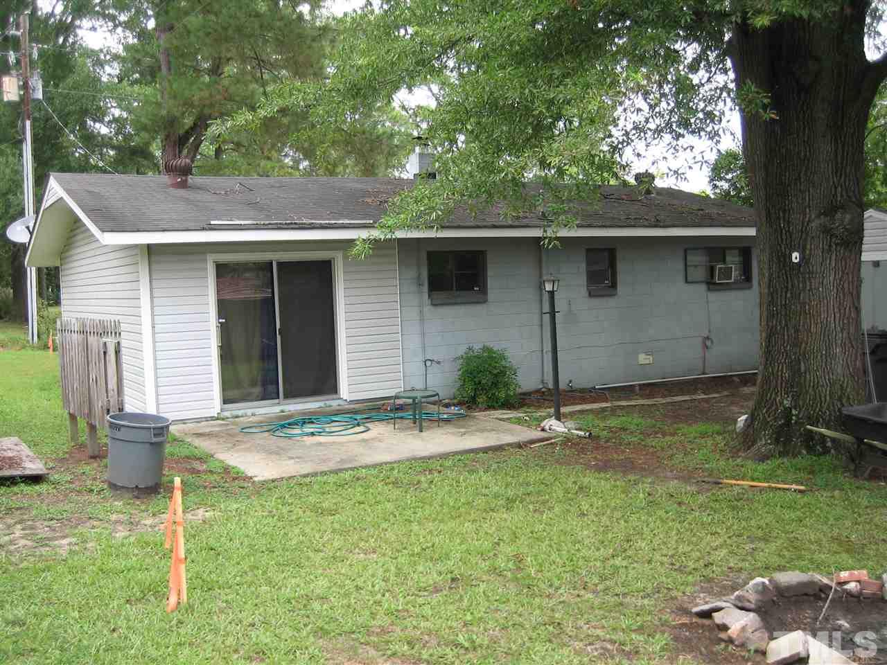 38 East Cutts Street Angier, NC 27501 - Photo 3 of 4