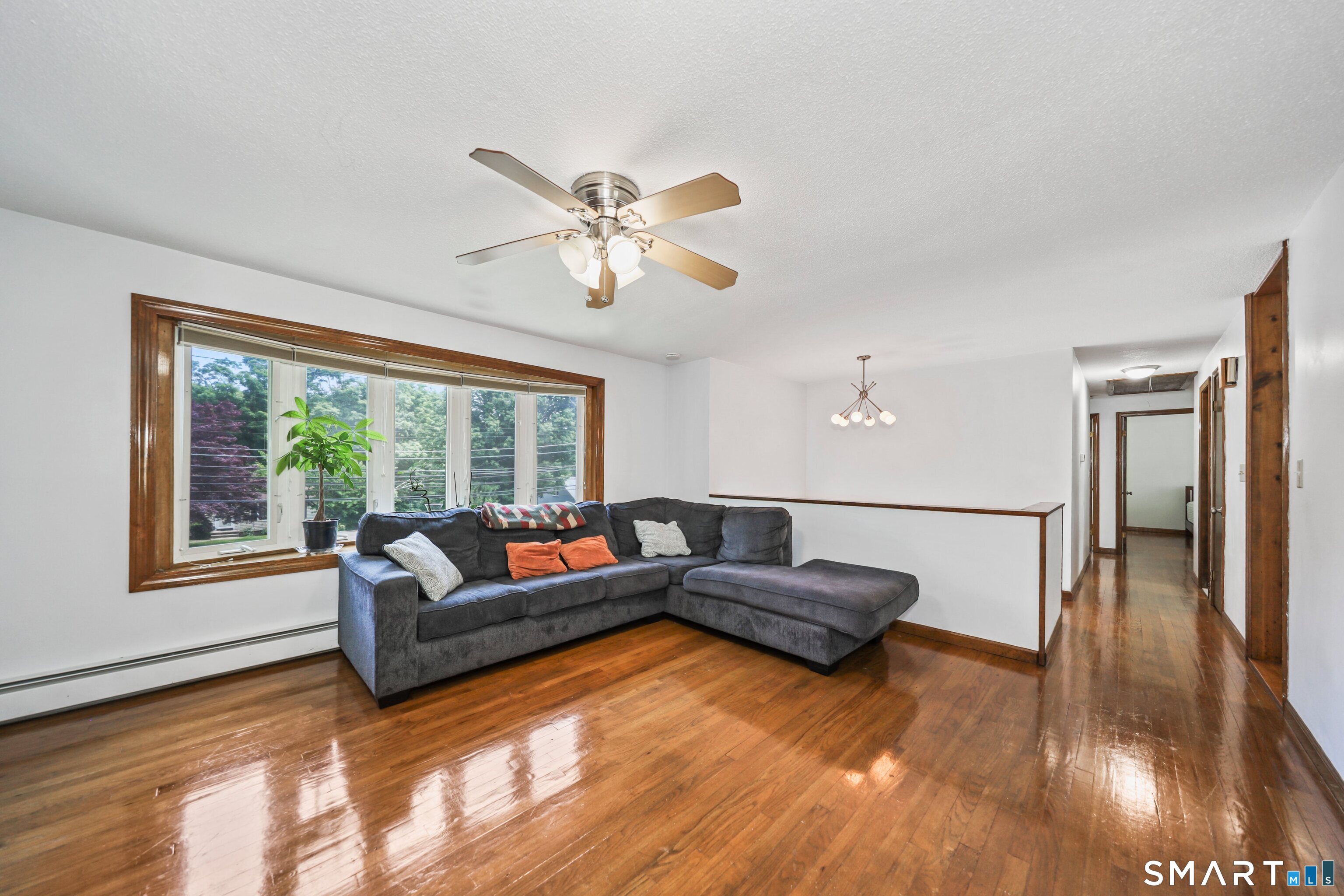 430 Shepard Avenue Hamden, CT 06514 - Photo 4 of 35