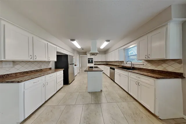 $2,345 | 3315 Redwood Lodge Drive, Houston, TX 77339