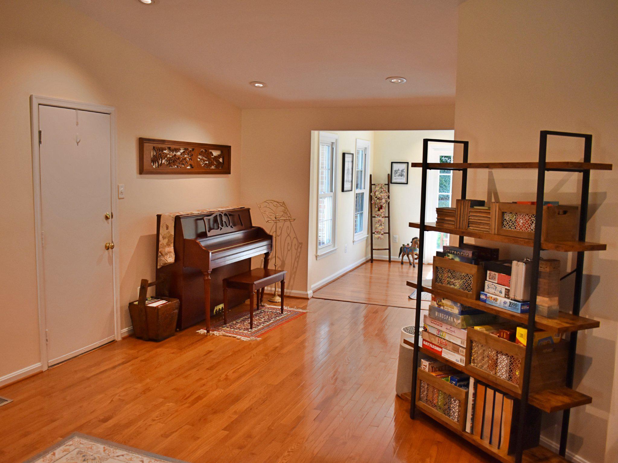8097 Winding Way Court Springfield, VA 22153 - Photo 16 of 44 Cozy breakfast nook to start your day