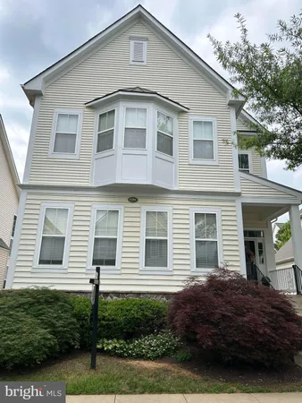$719,000 | 17551 Lethridge Circle, Round Hill, VA 20141