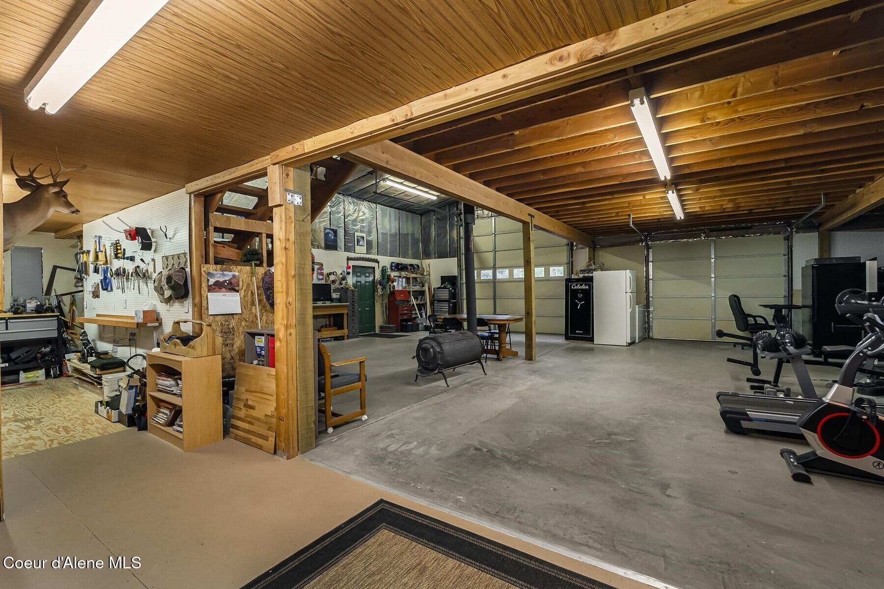 446 Hummingbird Drive Sandpoint, ID 83864 - Photo 59 of 95 Garage