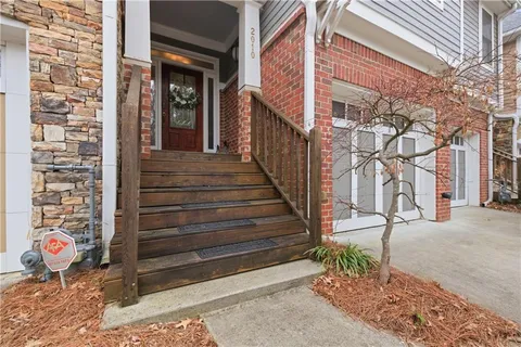 $585,000 | 2010 Liberty Lane, Roswell, GA 30075