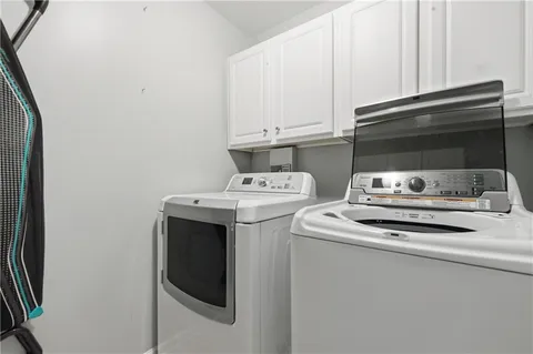 $585,000 | 2010 Liberty Lane, Roswell, GA 30075