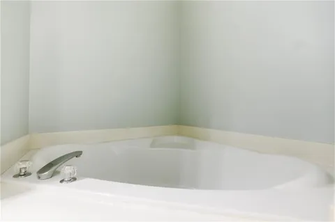 $585,000 | 2010 Liberty Lane, Roswell, GA 30075