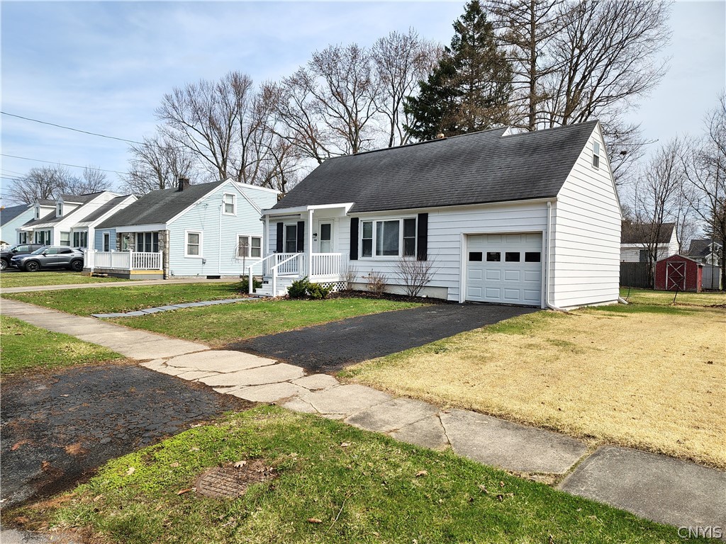 408 Coolidge Road Utica, NY 13502 - Photo 2 of 37