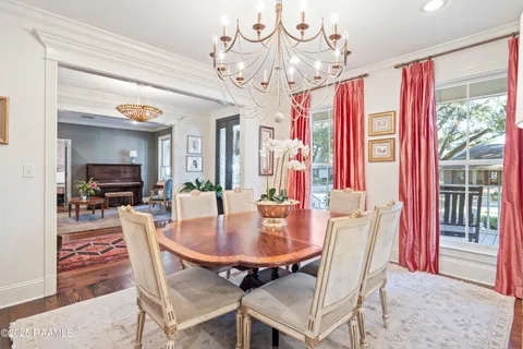 $885,000 | 144 Teche Drive, Lafayette, LA 70503