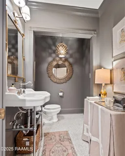 $885,000 | 144 Teche Drive, Lafayette, LA 70503